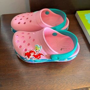 Little mermaid crocs size 7